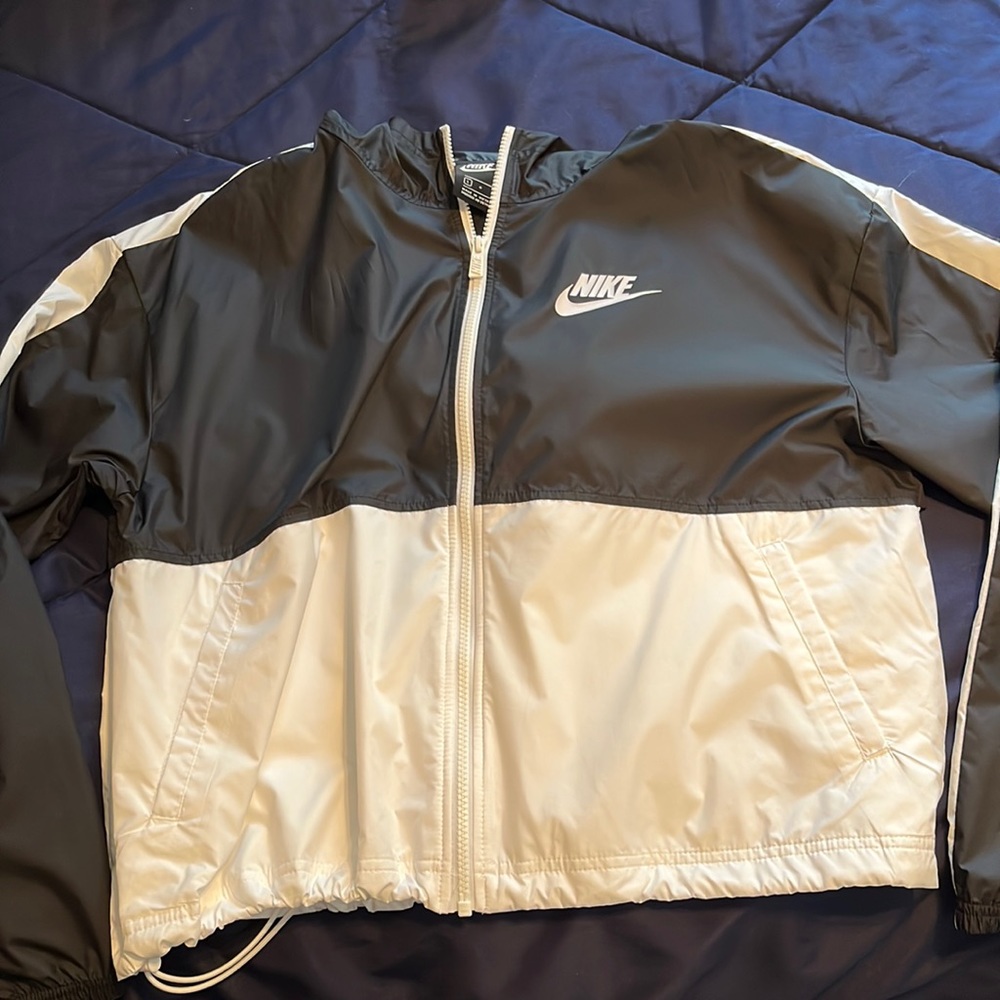 Nike windbreaker
